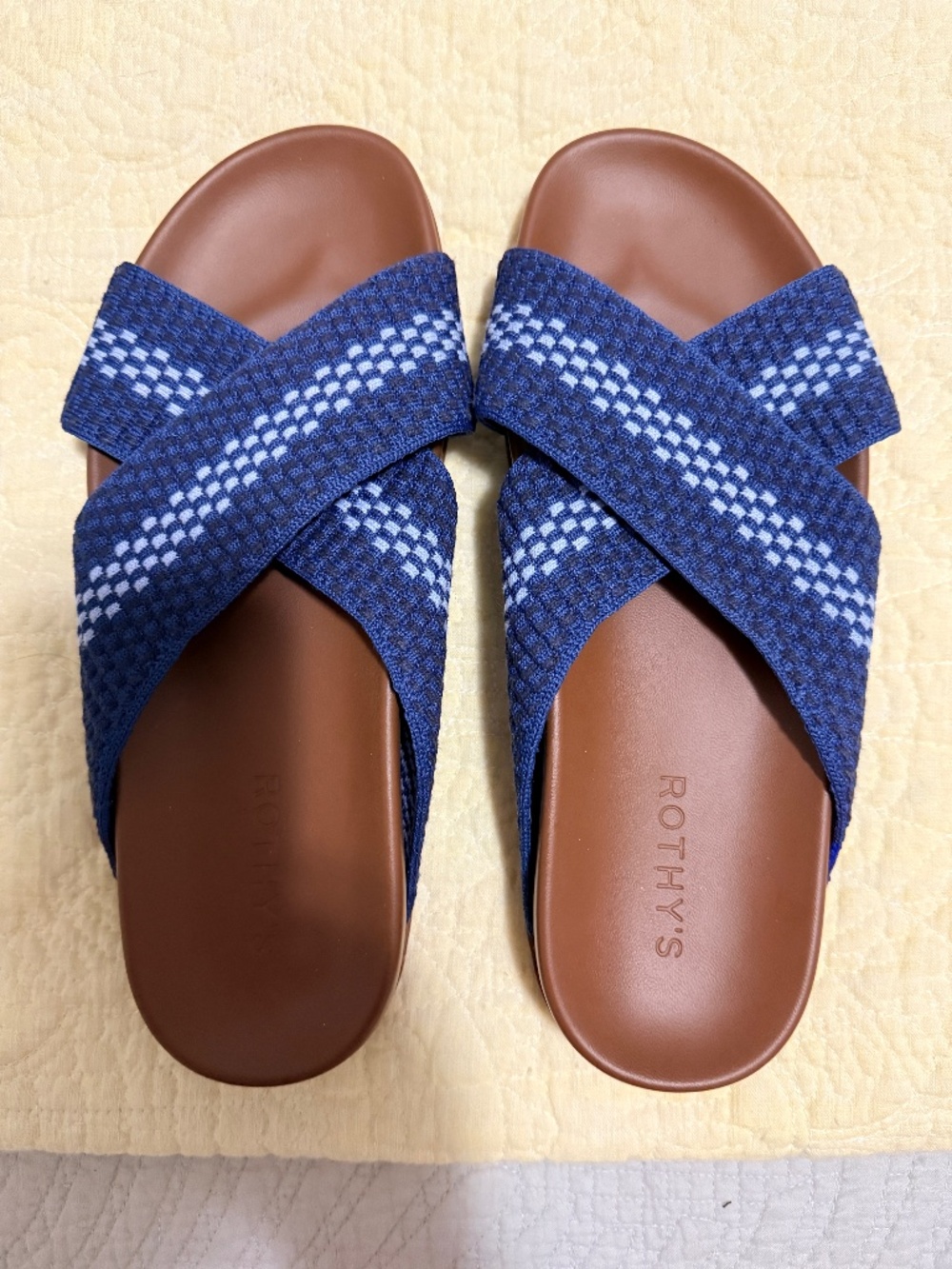 Rothy's the weekend slide - size 8